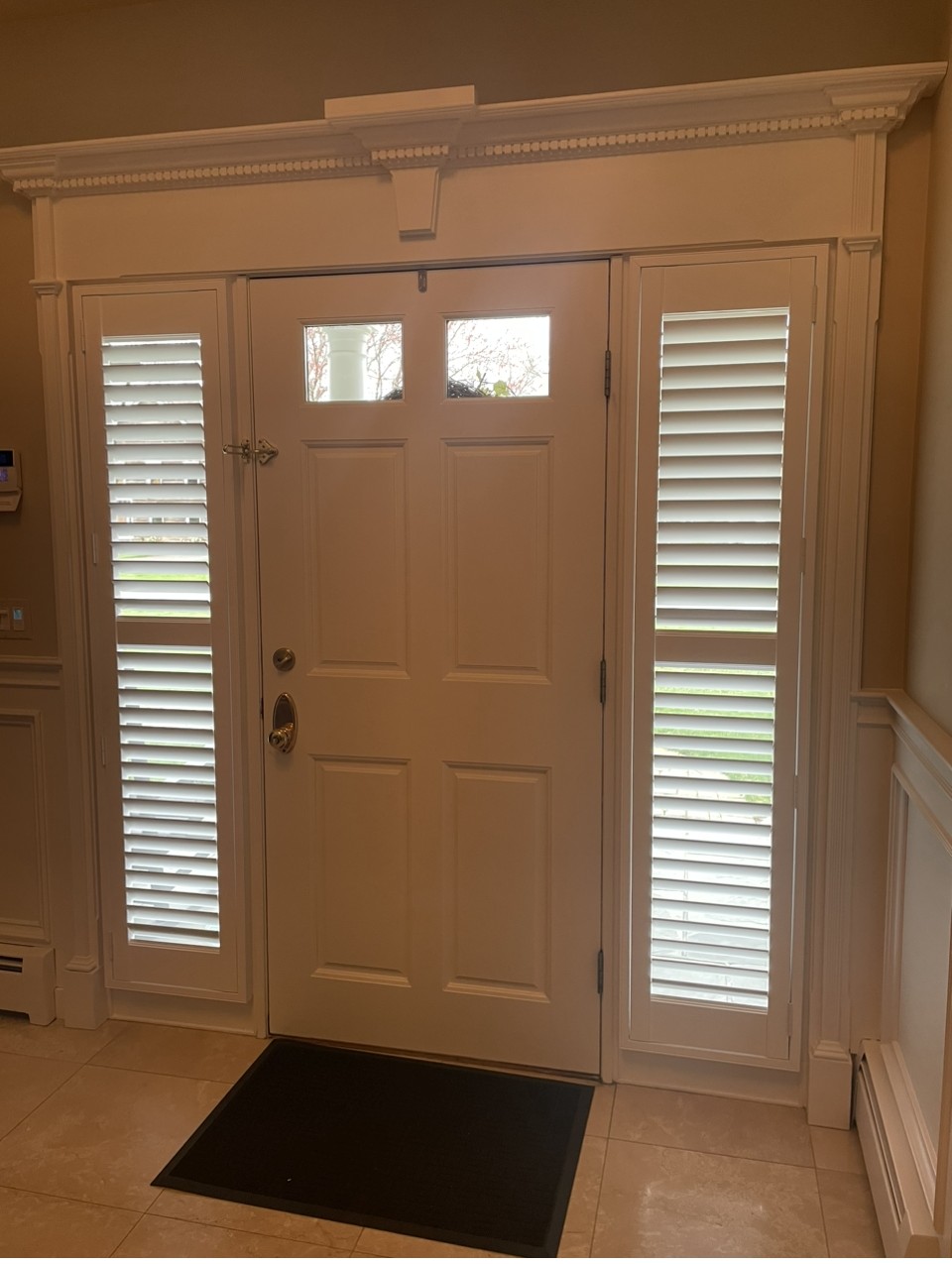 Beauty and Quality of Hunter Douglas Louvered Shutters with Hidden Tilts in Wyckoff, NJ