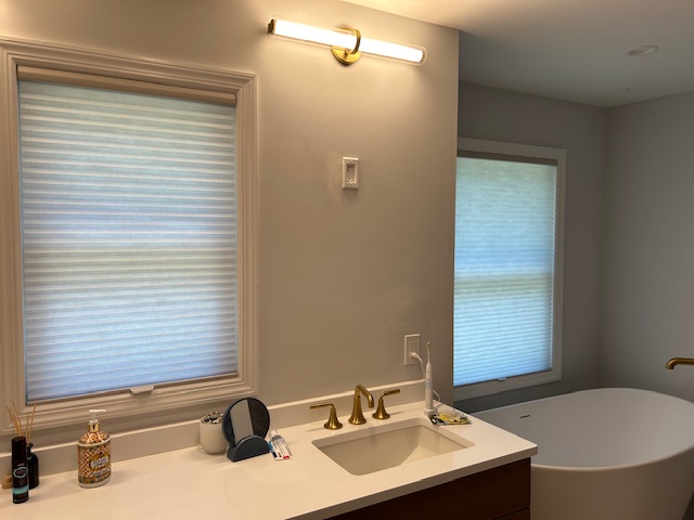 Enduring Hunter Douglas 3/4-Inch Cordless Light-Filtering Cellular Shades in Ridgewood, NJ